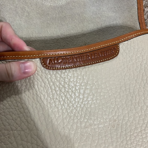 (SOLD) Vintage Dooney & Bourke Crossbody - Picture 8 of 11